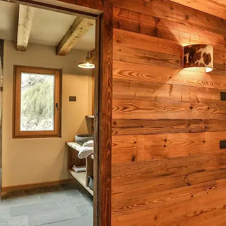Nyaraló Stunning Chalet In Paquier- What'app - 0034-635-520-036 - For Reservations!