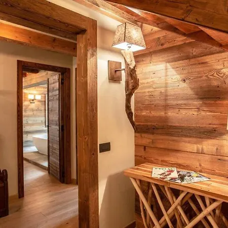 Stunning Chalet In Paquier- What'app - 0034-635-520-036 - For Reservations! Дом отдыха Вальтурнанш